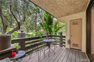 Condominium, 21820 Marylee st, Woodland Hills, CA 91367 - 18