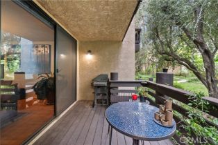 Condominium, 21820 Marylee st, Woodland Hills, CA 91367 - 20