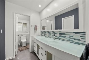 Condominium, 21820 Marylee st, Woodland Hills, CA 91367 - 30