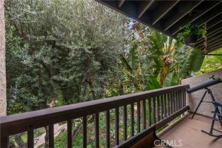 Condominium, 21820 Marylee st, Woodland Hills, CA 91367 - 32