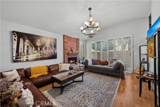 Condominium, 21820 Marylee st, Woodland Hills, CA 91367 - 5