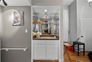 Condominium, 21820 Marylee st, Woodland Hills, CA 91367 - 8