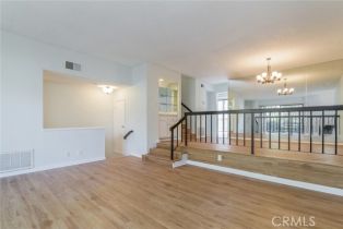 Condominium, 5711 Owensmouth ave, Woodland Hills, CA 91367 - 14