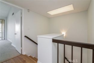 Condominium, 5711 Owensmouth ave, Woodland Hills, CA 91367 - 18