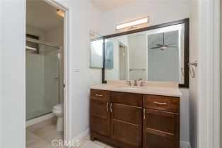 Condominium, 5711 Owensmouth ave, Woodland Hills, CA 91367 - 23