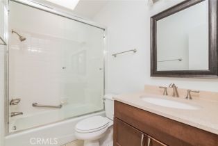 Condominium, 5711 Owensmouth ave, Woodland Hills, CA 91367 - 28