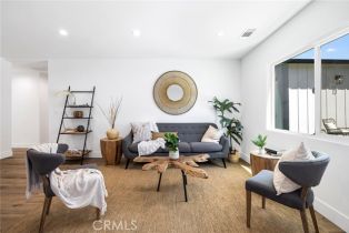 Single Family Residence, 5751 Tobias ave, Sherman Oaks, CA 91411 - 2