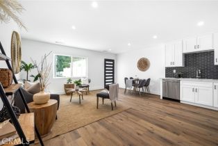 Single Family Residence, 5751 Tobias ave, Sherman Oaks, CA 91411 - 3