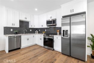 Single Family Residence, 5751 Tobias ave, Sherman Oaks, CA 91411 - 5