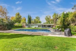 Single Family Residence, 6236 Capistrano ave, Woodland Hills, CA 91367 - 5