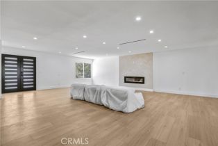 Single Family Residence, 24045 Philiprimm st, Woodland Hills, CA 91367 - 23