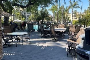 Condominium, 5500 Owensmouth ave, Woodland Hills, CA 91367 - 2