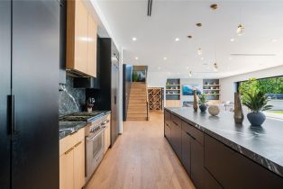 Single Family Residence, 5141 Varna ave, Sherman Oaks, CA 91423 - 12