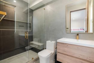 Single Family Residence, 5141 Varna ave, Sherman Oaks, CA 91423 - 25