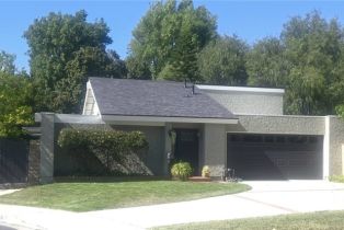 Single Family Residence, 3889 Acorn CT, Simi Valley, CA  Simi Valley, CA 93063