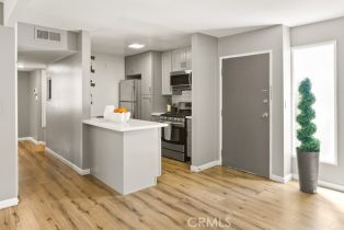 Condominium, 18620 Hatteras street, Tarzana, CA 91356 - 3