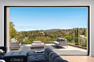 Single Family Residence, 5134 Medina rd, Woodland Hills, CA 91364 - 12