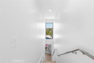 Single Family Residence, 5134 Medina rd, Woodland Hills, CA 91364 - 4