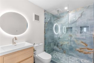 Single Family Residence, 5134 Medina rd, Woodland Hills, CA 91364 - 44