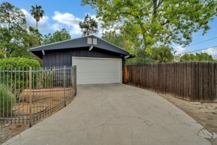 Single Family Residence, 5300 Winnetka ave, Woodland Hills, CA 91364 - 32