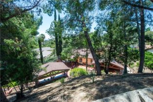 Single Family Residence, 12646 Woodley ave, Granada Hills, CA 91344 - 34