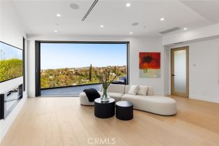 Single Family Residence, 5130 Medina rd, Woodland Hills, CA 91364 - 10