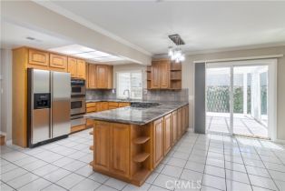 Single Family Residence, 10611 Jordan ave, Chatsworth, CA 91311 - 14