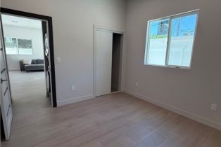 Single Family Residence, 17646 Tribune st, Granada Hills, CA 91344 - 5