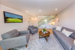 Single Family Residence, 4976 Llano dr, Woodland Hills, CA 91364 - 33