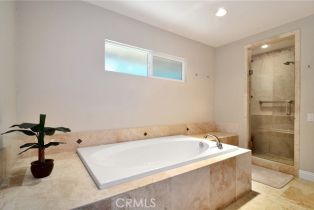 Single Family Residence, 1491 Warwick ave, Thousand Oaks, CA 91360 - 11