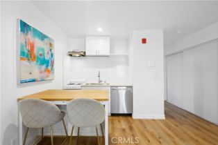 Condominium, 22100 Burbank blvd, Woodland Hills, CA 91367 - 10