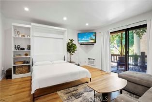 Condominium, 22100 Burbank blvd, Woodland Hills, CA 91367 - 12