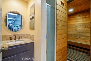 Condominium, 22100 Burbank blvd, Woodland Hills, CA 91367 - 18