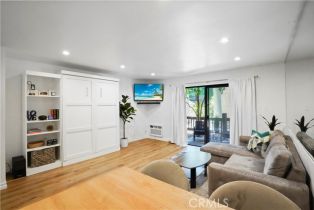 Condominium, 22100 Burbank blvd, Woodland Hills, CA 91367 - 7