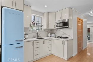 Single Family Residence, 13936 Magnolia blvd, Sherman Oaks, CA 91423 - 19