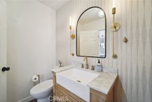 Single Family Residence, 18356 Friar st, Tarzana, CA 91335 - 12