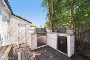 Single Family Residence, 18356 Friar st, Tarzana, CA 91335 - 21