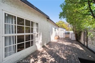 Single Family Residence, 18356 Friar st, Tarzana, CA 91335 - 22