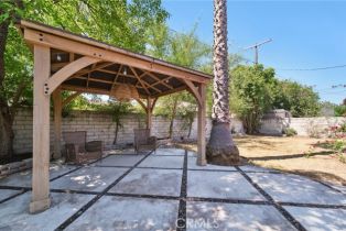 Single Family Residence, 18356 Friar st, Tarzana, CA 91335 - 23