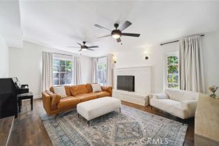 Single Family Residence, 18356 Friar st, Tarzana, CA 91335 - 4