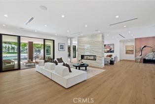 Single Family Residence, 19750 Wells dr, Woodland Hills, CA 91364 - 7