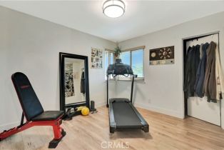 Single Family Residence, 2447 Young ave, Thousand Oaks, CA 91360 - 15