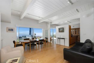 Single Family Residence, 1032 Enchanted way, Pacific Palisades, CA 90272 - 3