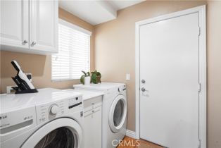 , 5672 Como cir, Woodland Hills, CA 91367 - 21