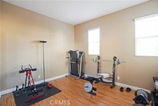 , 5672 Como cir, Woodland Hills, CA 91367 - 26