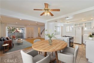 Condominium, 18550 Hatteras ST, Tarzana, CA  Tarzana, CA 91356