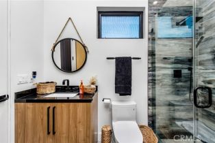 Single Family Residence, 22745 Califa st, Woodland Hills, CA 91367 - 50