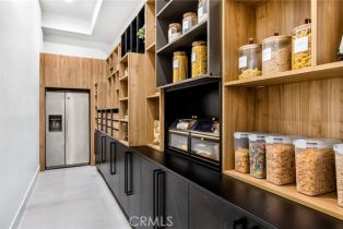 Single Family Residence, 22745 Califa st, Woodland Hills, CA 91367 - 54