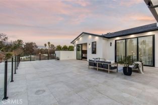 Single Family Residence, 22745 Califa st, Woodland Hills, CA 91367 - 60