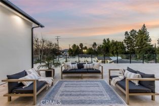 Single Family Residence, 22745 Califa st, Woodland Hills, CA 91367 - 62